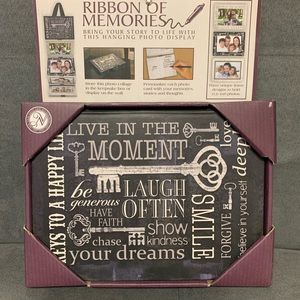 Ribbon photo display